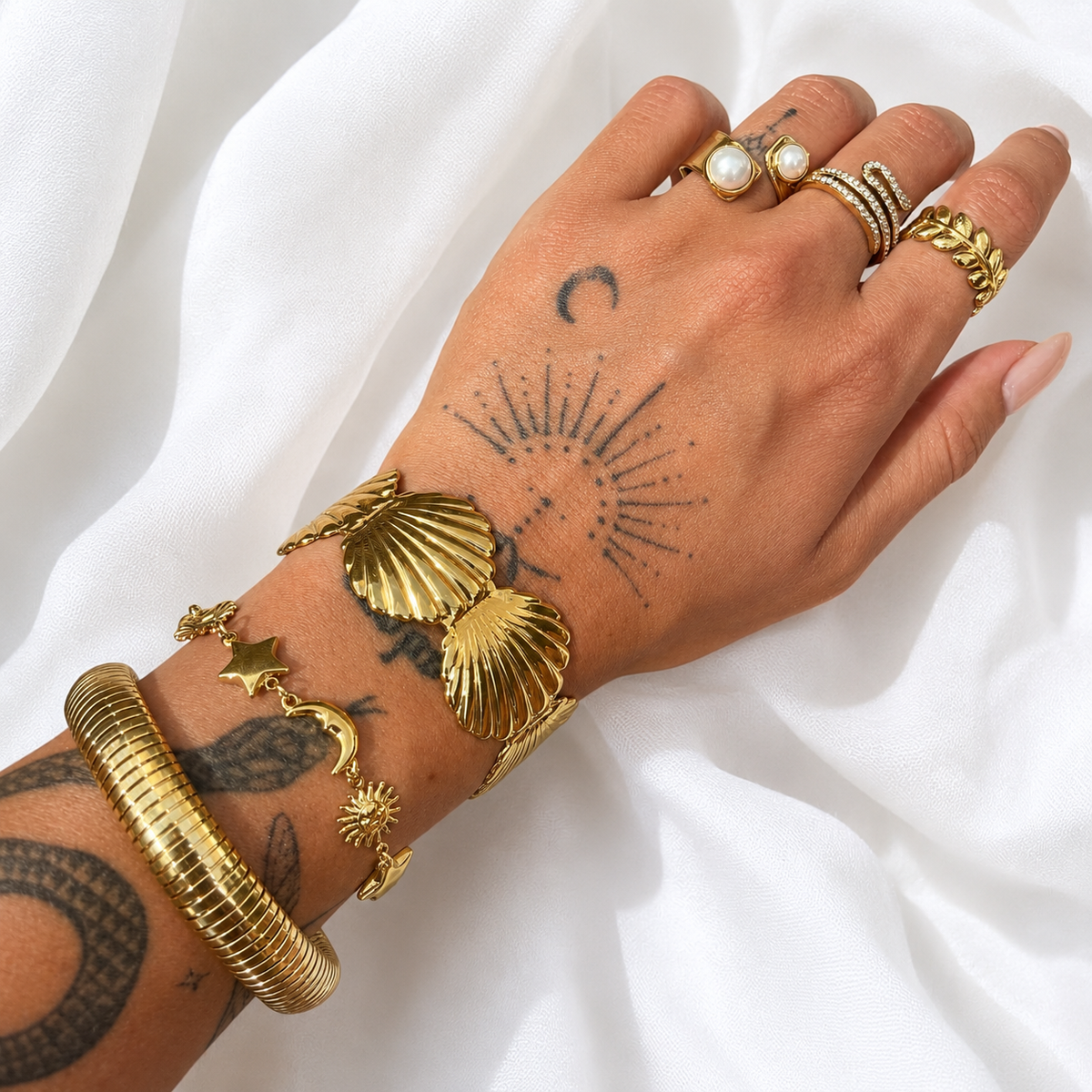 Seashell Bracelet by Arley London — view 3