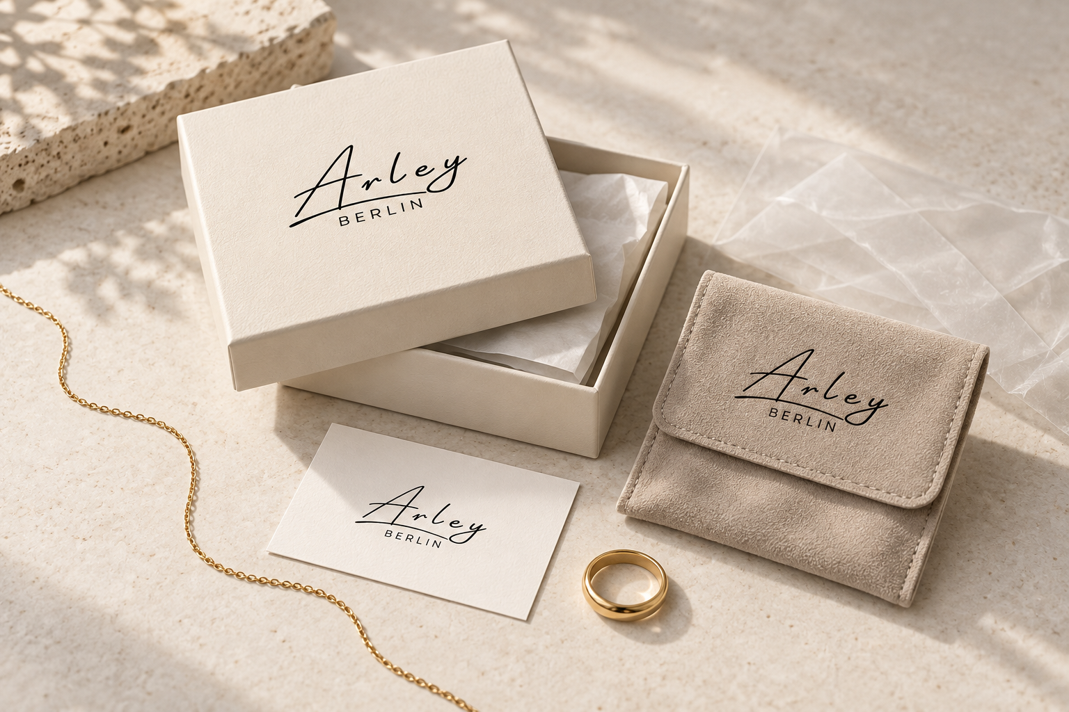 Schmuckbox, Schutzbeutel und Verpackung von Arley Berlin
